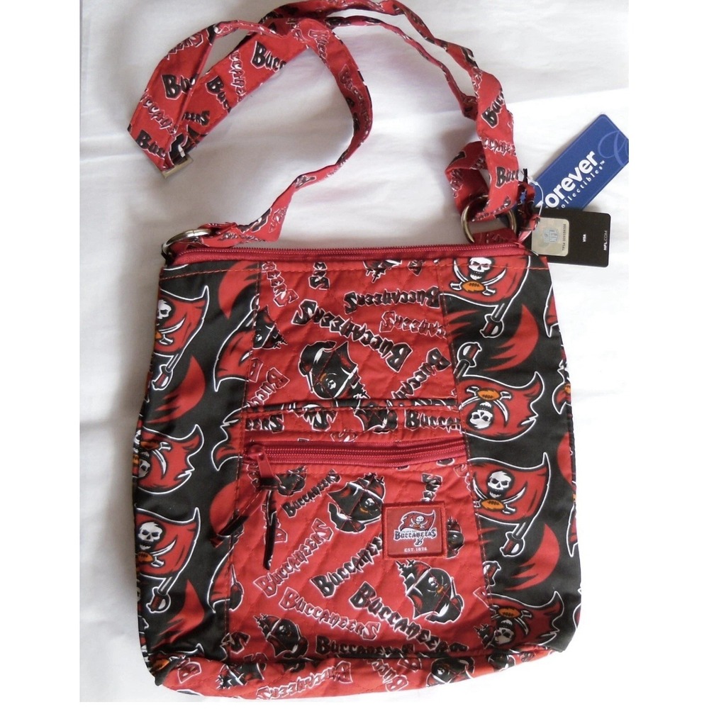 NFL Tampa Bay Buccaneers Quilted Forever Collectibles Purse Bag NWT 11.5"x11.5